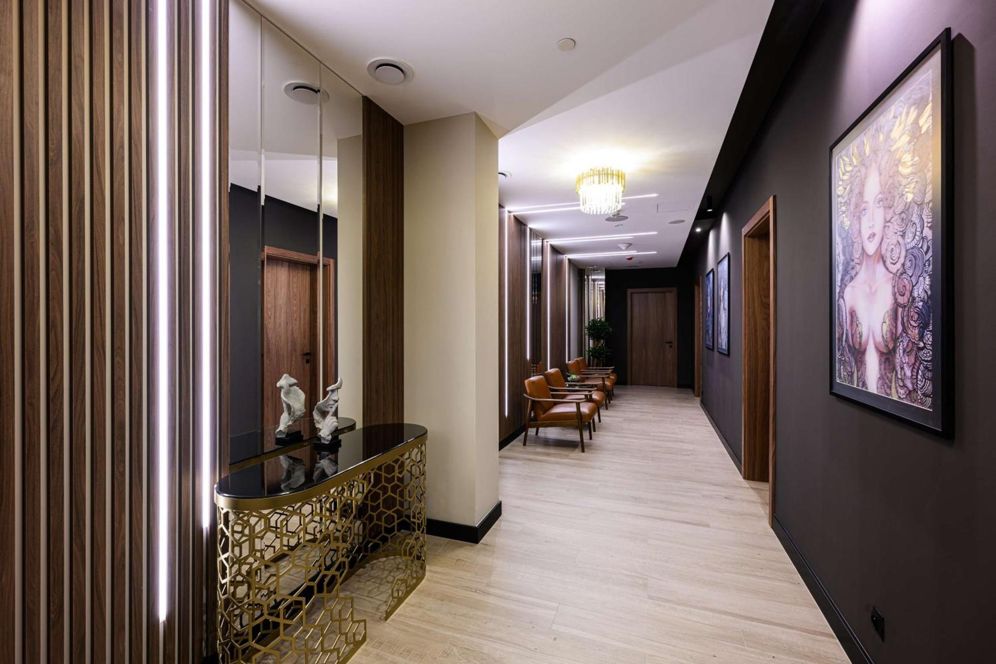 Doubletree By Hilton Krakow Hotel & Convention Center Bagian luar foto